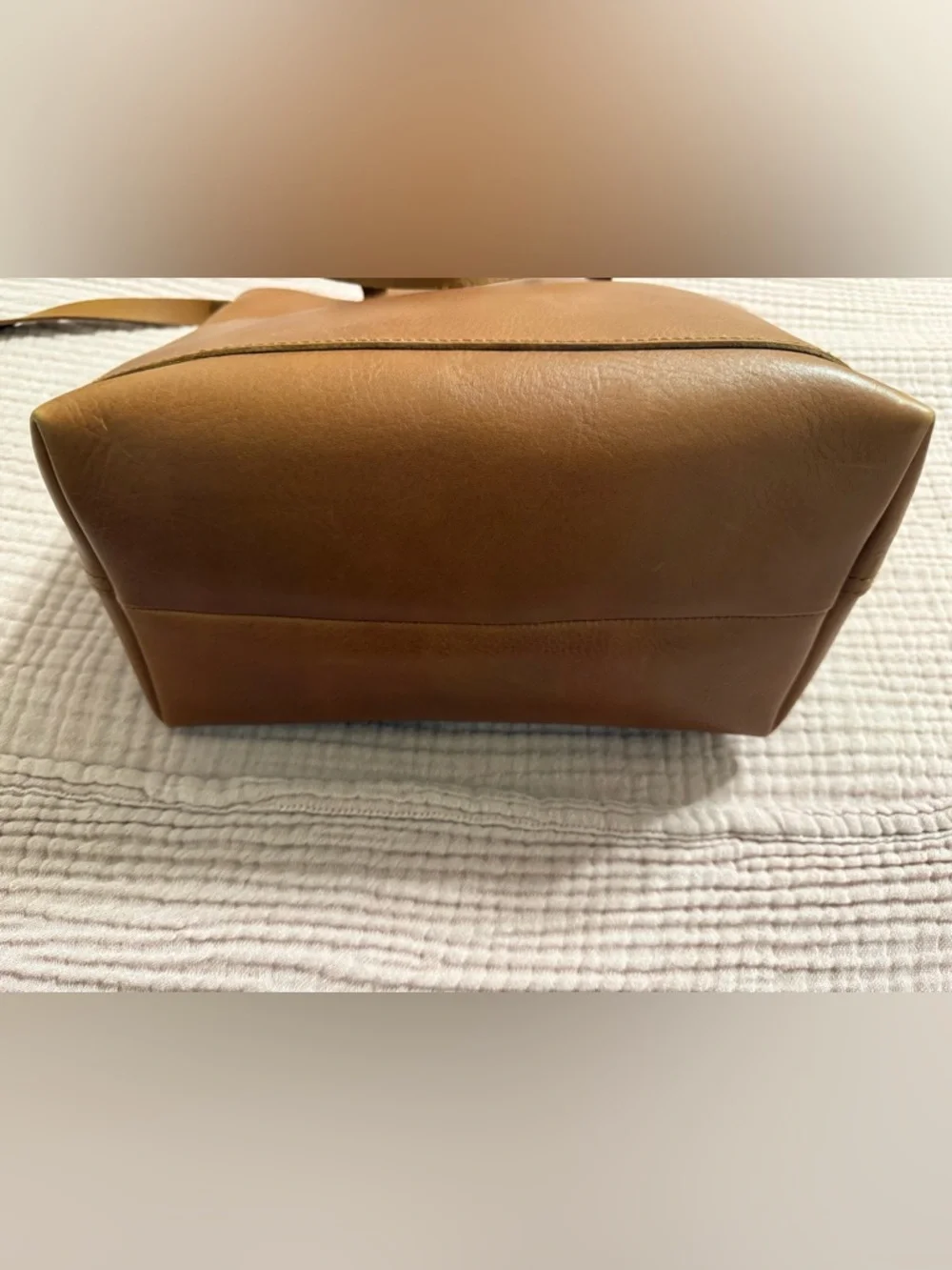 Madewell Zip-Top Medium Transport Leather Tote with Adjustable Strap- Like New - Picture 12 of 16